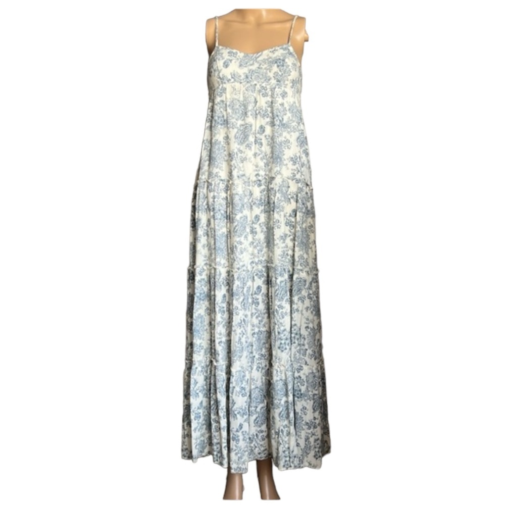 Elegant Blue and White Floral Maxi Dress